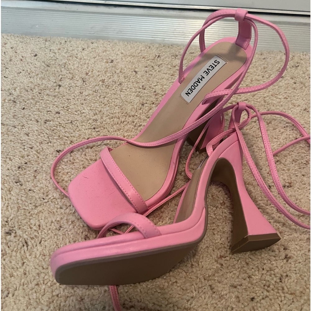 Steve Madden sandals straps